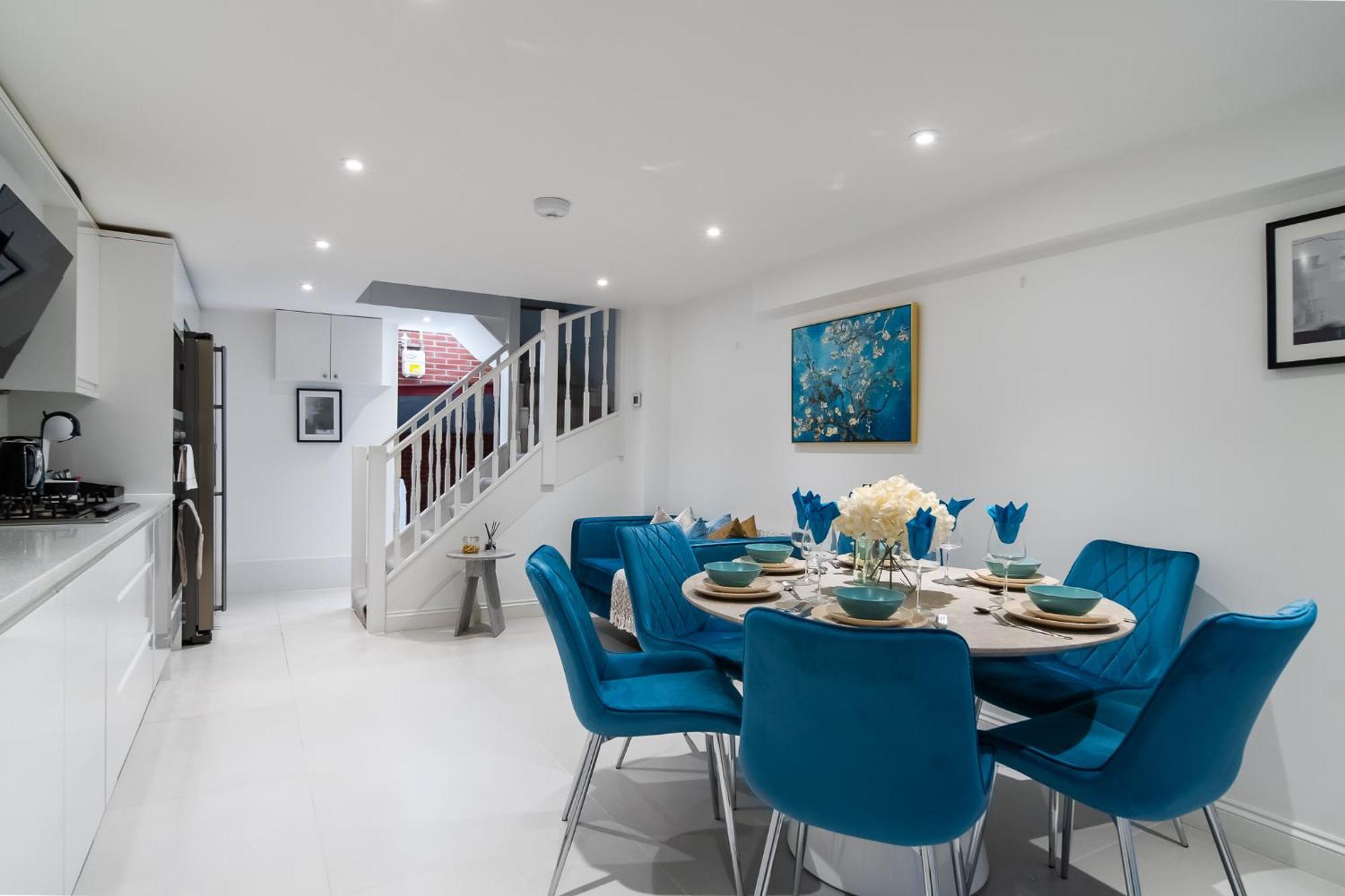 4br 2ba House By Livestay Short Lets & Serviced Near Oxford Circus With 2 Private Patios London