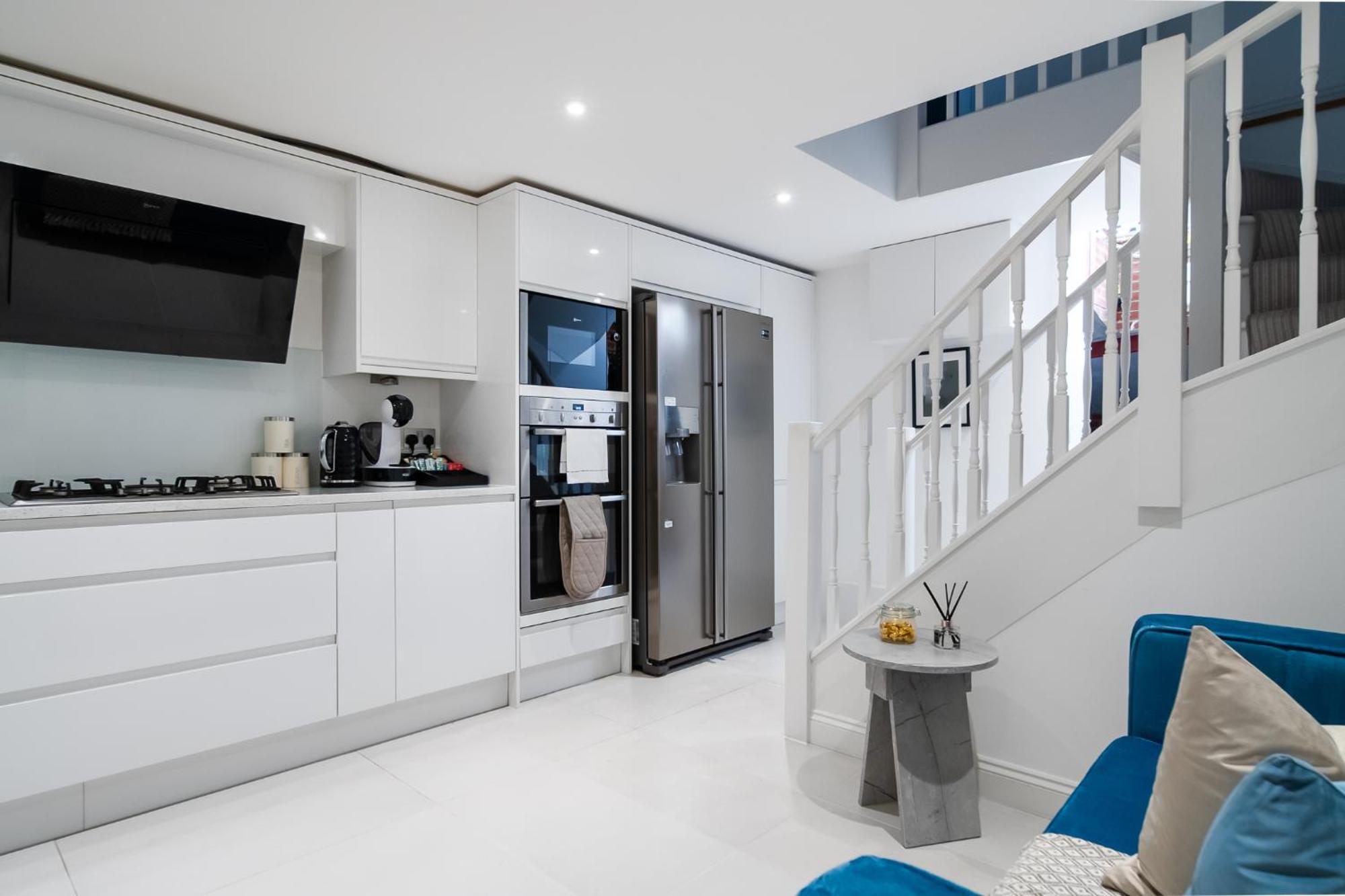 Holiday home 4br 2ba House By Livestay Short Lets & Serviced Near Oxford Circus With 2 Private Patios *