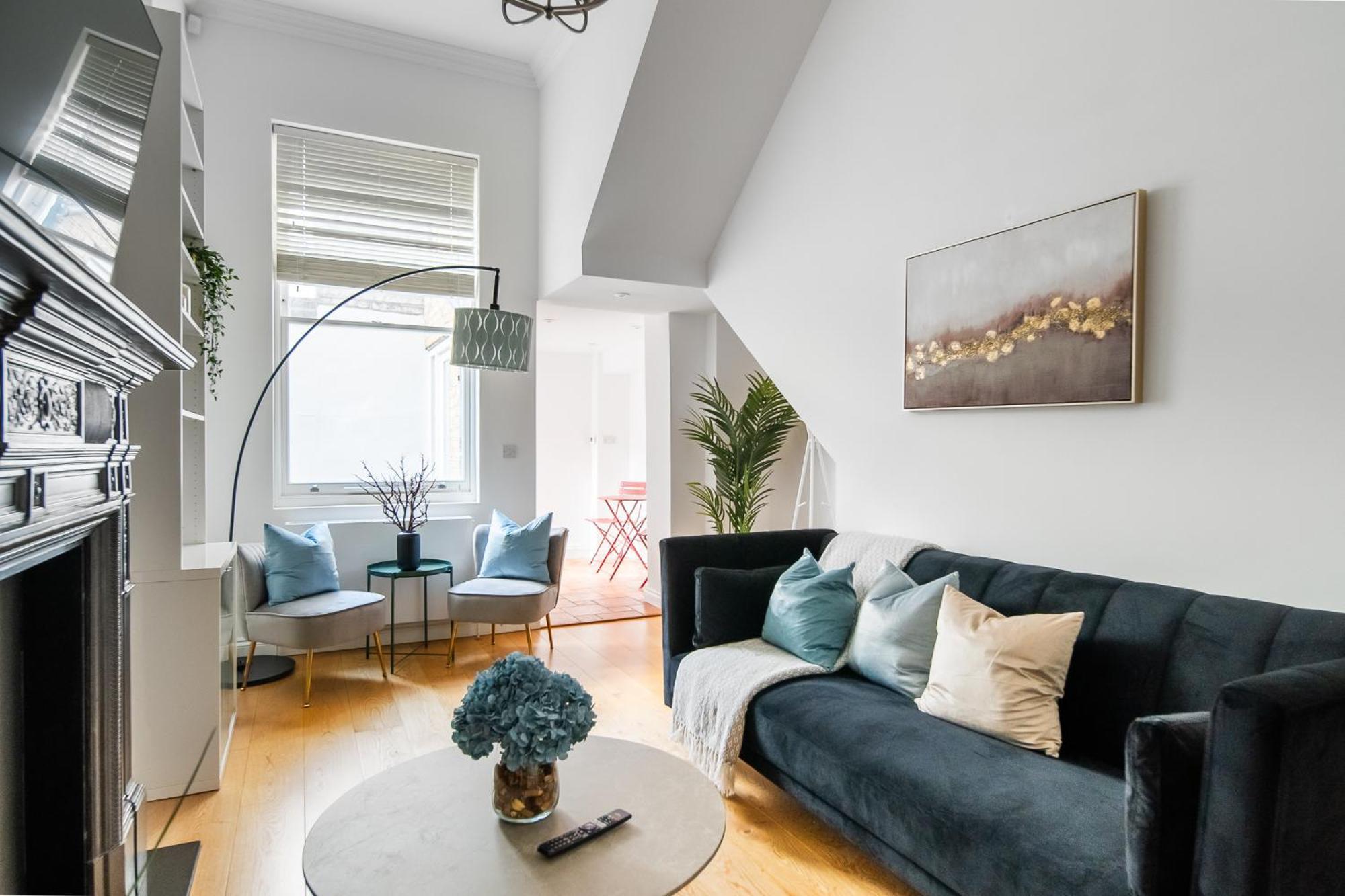 4br 2ba House By Livestay Short Lets & Serviced Near Oxford Circus With 2 Private Patios Holiday home *
